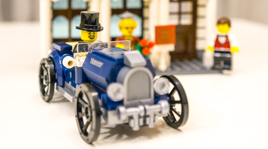 Enlighten Bricks, Sets and Themes